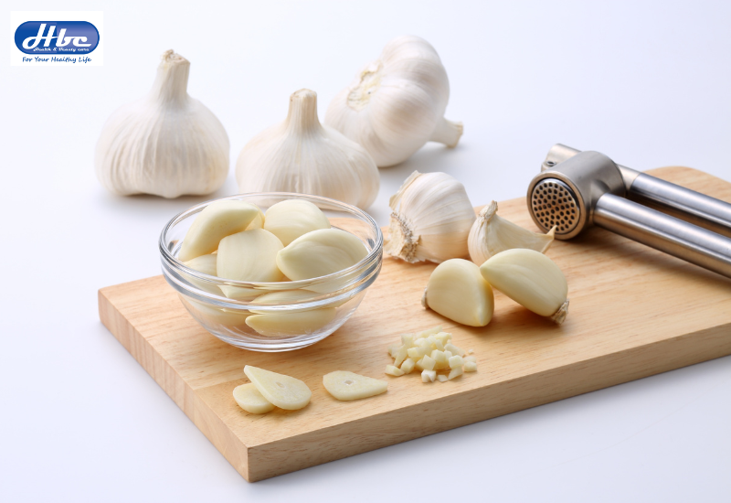 cách chữa bệnh trĩ bằng tỏi​ 